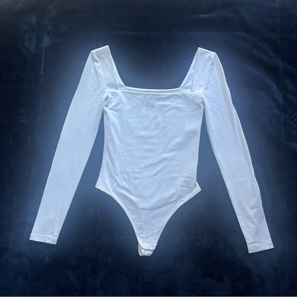 Babaton Aritzia White Bodysuit - Picture 8 of 14